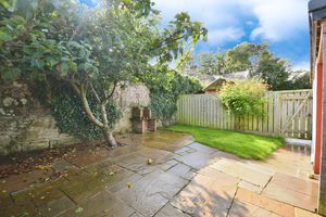 Studio garden- click for photo gallery